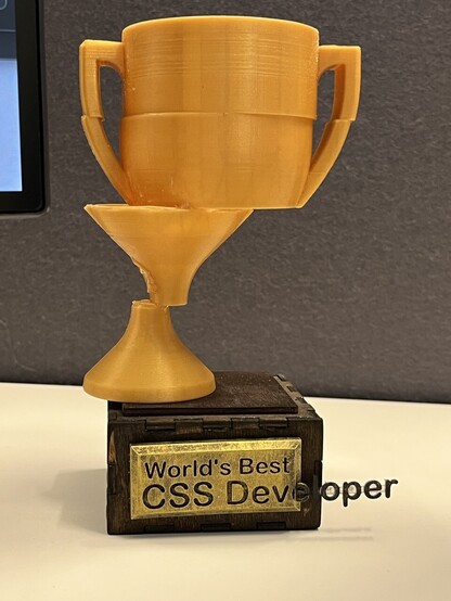closeup of the same wonky trophy as in previous pic