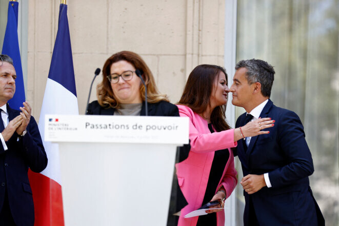 Passation de pouvoir entre Marlène Schiappa et Sonia Backès, sa successeuse à Beauvau, le 4 juillet 2022. © Photo Sameer Al-Doumy / AFP