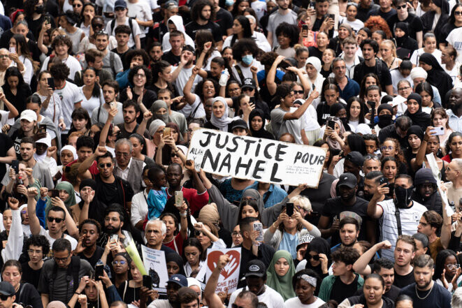 La marche blanche en mémoire de Nahel, à Nanterre (Hauts-de-Seine), le 29 juin. © Photo Gauthier Bedrignans / Hans Lucas via AFP