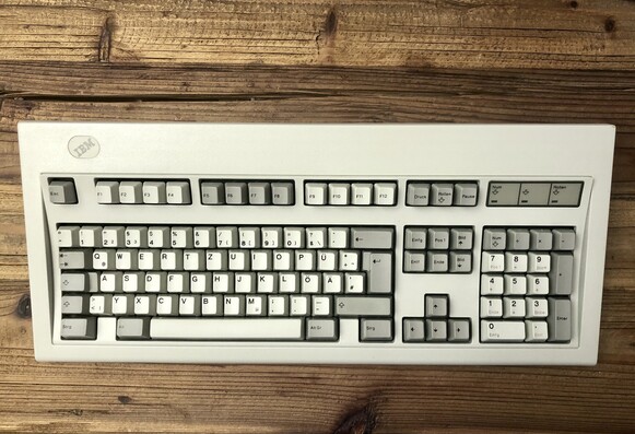 Photo of an IBM Model M computer keyboard from above.