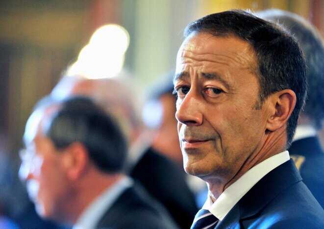 Le préfet Alain Gardère lors d’une venue du ministre de l’intérieur, Claude Guéant, à Marseille, le 29 août 2011. © Photo Boris Horvat / AFP