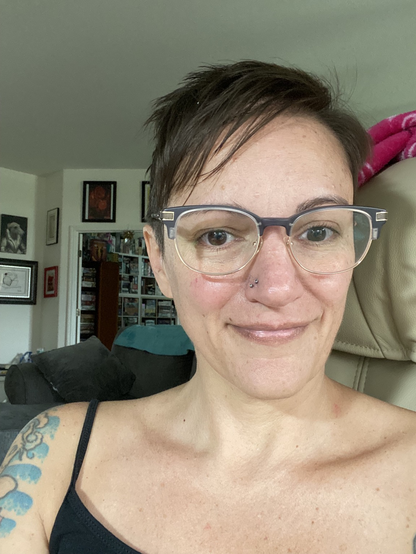 My new happy pixie cut