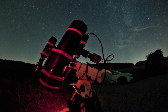 FirstLight - NCF-150/600 f/4 Newtonian Astrograph