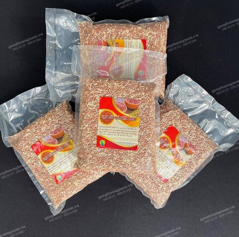 Gạo lứt đỏ Điện Biên
