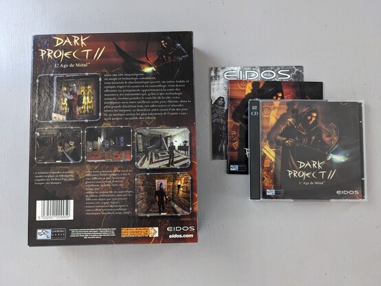 Le verso et le contenu de la boîte de Thief II