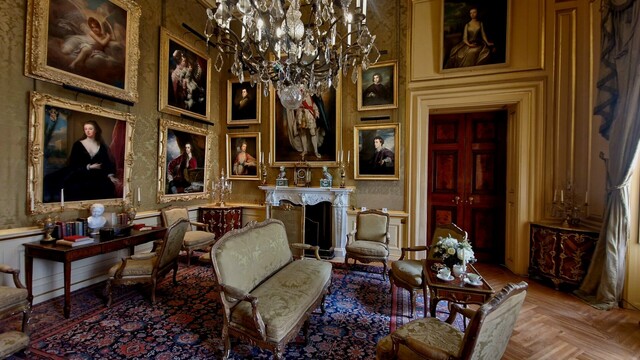 Inside Blenheim Palace
