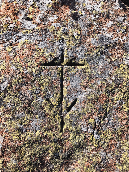 A engraved sign on the stone