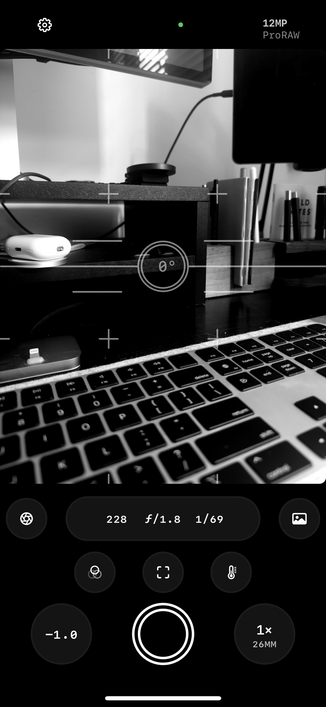 A screenshot of Obscura’s camera interface which is set to always be in dark mode 