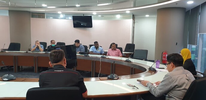 A meeting at a round table.