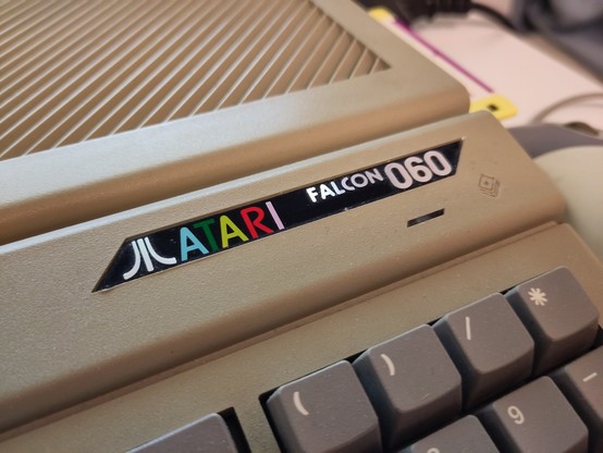 Atari Falcon 060 badge.