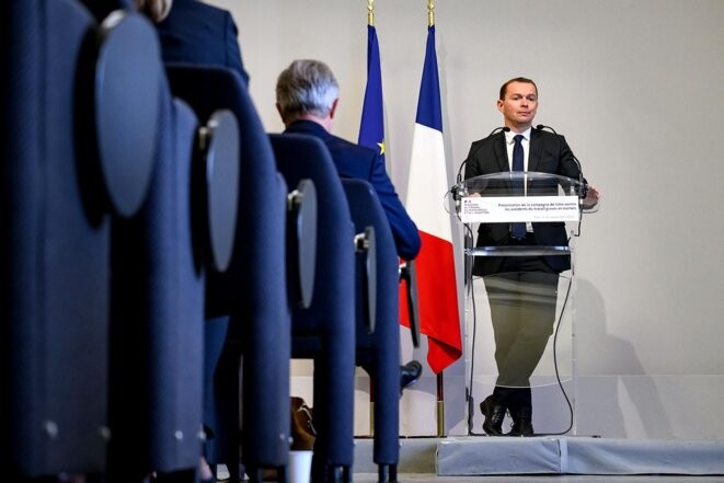 Le ministre du travail, Olivier Dussopt, le 25 septembre 2023. © Photo Eric Tschaen / REA