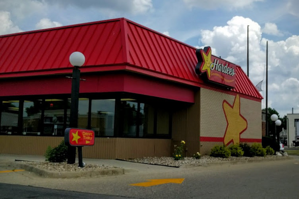 The Hardee’s in the EP, may look nicer, but ownership is nastier than there exterior.