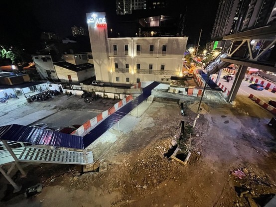 Pedestrian path diversion to make way for construction.