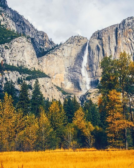 Early Fall Color of Yosemite National Park, USA