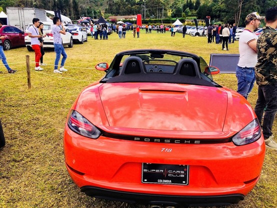 PORSCHE 718.
#Car #daycar #GroupOfPeople #LandVehicle #Outdoors #People #porshe #porsheboxter #SportsCar #snap_colours #snap_community #snap_country #snap_macro #snap_mobile #snap_people #Transportation #Vehicle