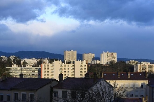 Immeubles hlm du quartier de Champvert et Saint Just à Lyon le 10 mars 2023. © Stephane Audras / REA