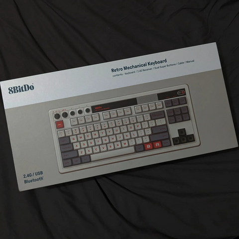 8BitDo Retro Mechanical Keyboard box