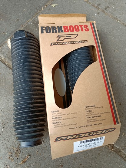 Fresh fork boots just out of the box