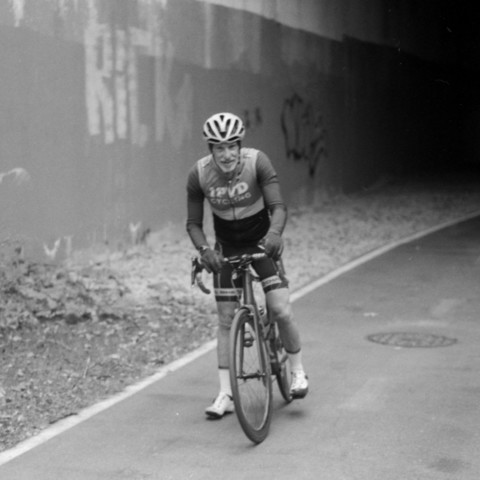 Stark out for a ride

Pentax Asahi Spotmatic, 55mm 1.8 HP5+ film