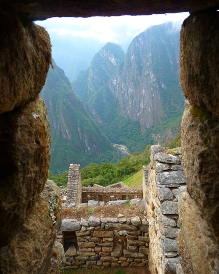 Hello from the awe-inspiring Machu Picchu in Peru, a UNESCO World Heritage site and one of the most iconic archaeological wonders of the world!