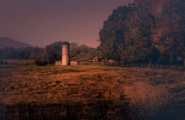 Sunset at Radford Wolf Branch Home on the old Thomas Jefferson Plantation, Poplar Forest in Forest, Virginia near Lynchburg:

https://pixels.com/featured/sunset-radford-wolf-branch-farm-in-forest-virginia-norma-brandsberg.html