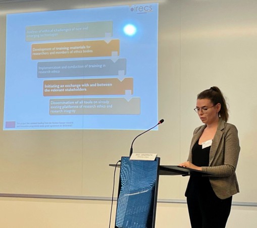 Sandra Scholl speaks at the ENRIO 2023 Congress of the European Network of Research Integrity Offices.