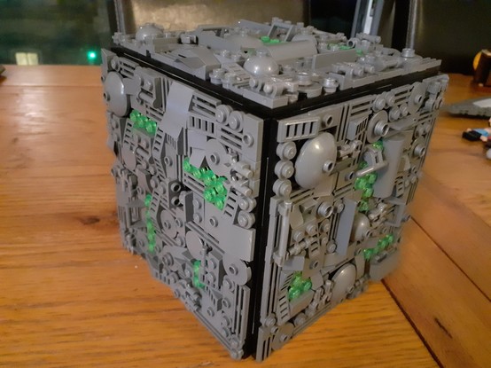 Lego borg online cube