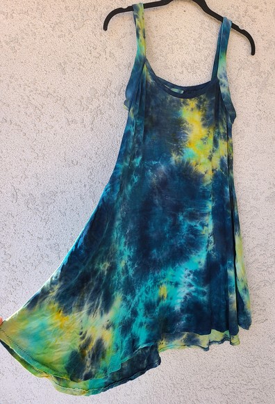 A strapless mini sundress, dyed in ocean colors