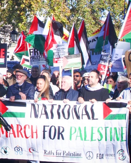 Jeremy Corbyn and friends behind National March for Palestine banner