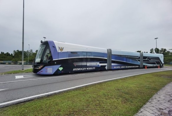 The ART prototype vehicle navigating a bend at BCCK roundabout on its groundbreaking engineering run. / Photo from the linked article.