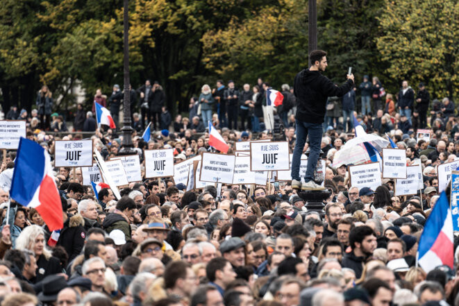 Manifestation contre l'antisémitisme, le 12 novembre à Paris. © Gauthier Bedrignans / Hans Lucas