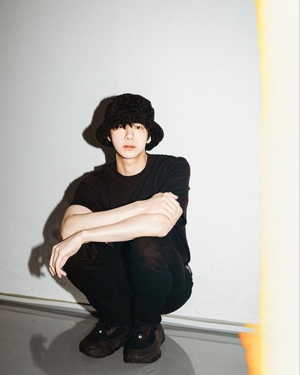 Image shows Hyungwon from Monsta X.