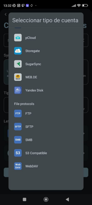 todo lo que soporta FolderSync. Casi todos los servicios de nube conocidos y algunos no tan conocidos.