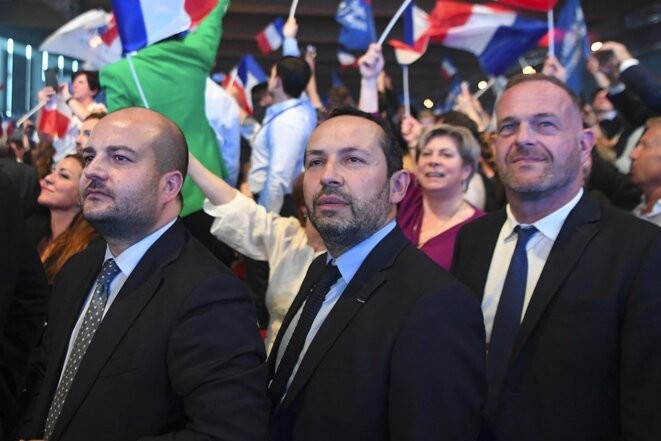 Steeve Briois, David Rachline et Sébastien Chenu à un meeting du Rassemblement national le 21 avril 2022. © Photo Francois Pauletto / Hans Lucas via AFP