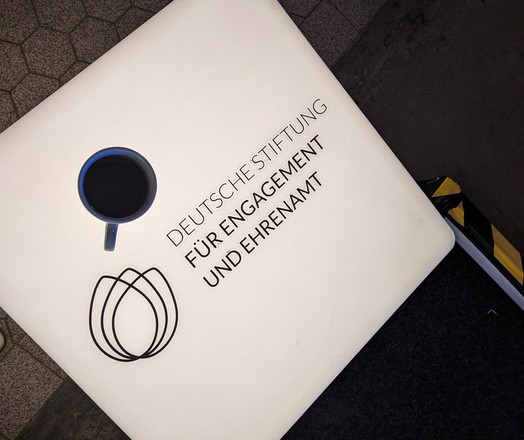 Leuchtmittel mit DSEE Logo