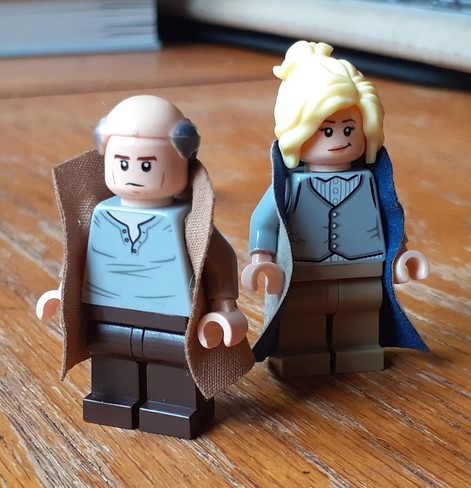 PICARD S1 MINIFIGURES
(Jean Luc Picard and Agnes Jurati)