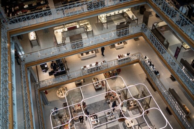 L’intérieur de la Samaritaine, en avril 2023. © Photo Xosé Bouzas / Hans Lucas via AFP