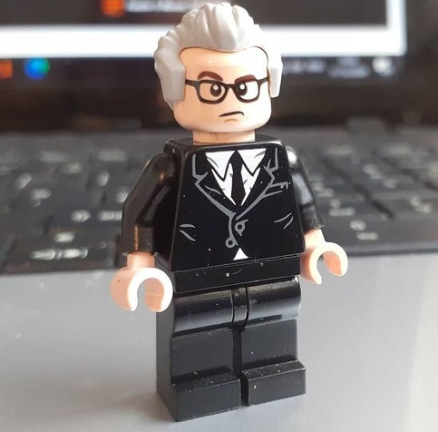 David Cronenberg as Kovich
(Star Trek: Discovery S3-S4)

A LEGO minifigure MOC