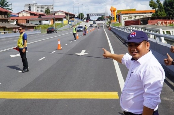 Johor Public Works, Transport and Infrastructure Committee chairman Mohamad Fazli Mohamad Salleh. / Photo from linked article.