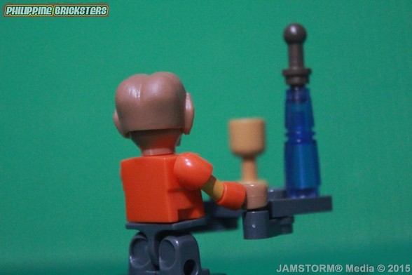 A rare "Kreon" or Kre-O minifigure of Quark from Deep Space Nine