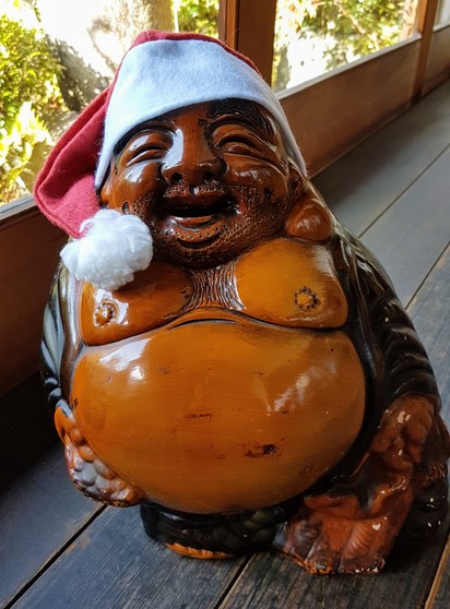 Hotei all dressed up for Christmas at the teahouse.