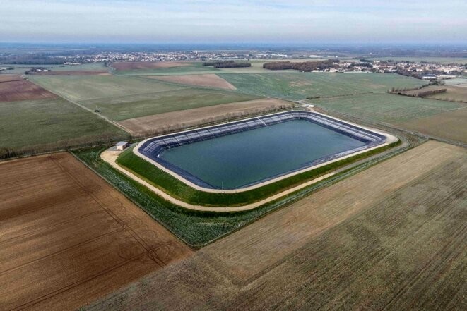 La méga bassine de Mauzé-sur-le-Mignon dans les Deux-Sèvres en décembre 2022. © Photo Leoty X / ANDBZ / Abaca