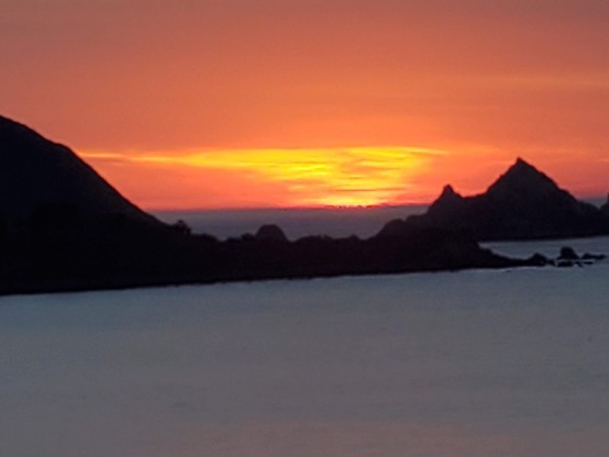 Less Eye of Sauron than yesterday, but orange enough to promise some nice afterglow.