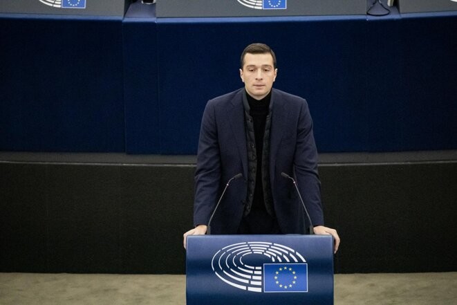 Jordan Bardella au Parlement européen à Strasbourg, le 18 octobre 2023. © Photo Sathiri Kelpa / Anadolu via AFP