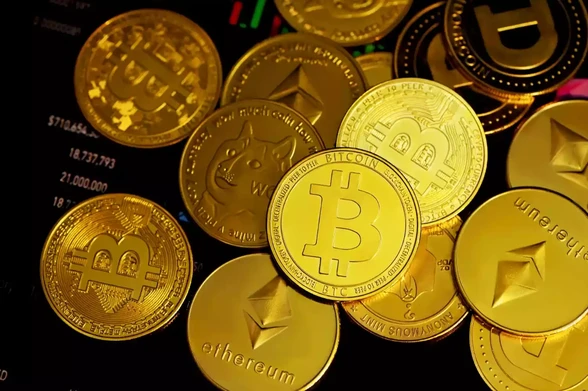 According to a new study by FINRA and the CFA Institute, it turns out that 25% of Gen Z folks in the U.S. started diving into the world of investments before even hitting 18. And here's the interesting bit – young people seem to be really into cryptocurrencies when it comes to investing.