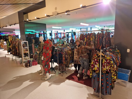 african clothing store