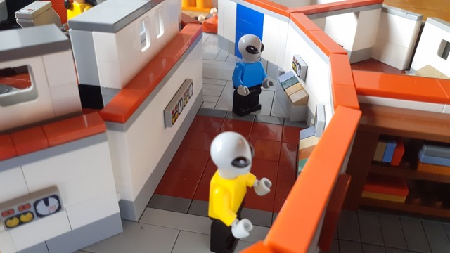 A couple of #Starfleet Officers from #ZetaRetuculi tending to the #ScienceStations in the #CentralCorridor