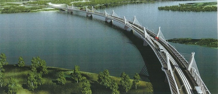 Puente cruzando un río.