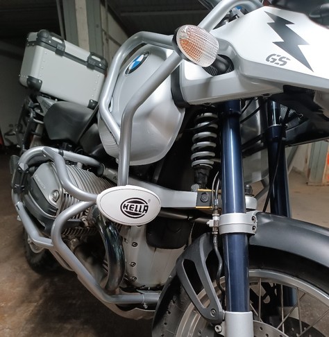BMW R1150GS.