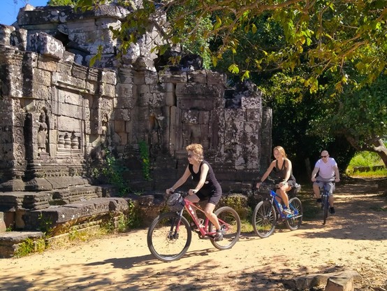 Angkor cycling